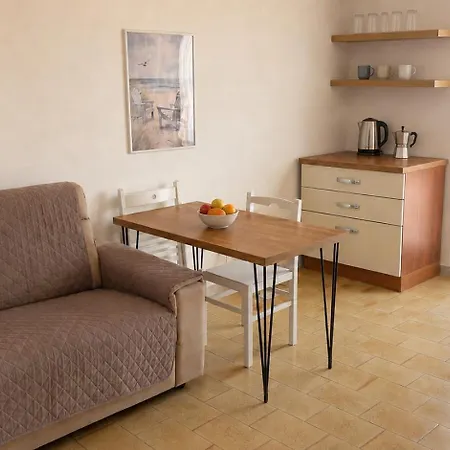 Lägenhet Casa Azzurra - A 5 Minuti Dalla Stazione Ferroviaria *